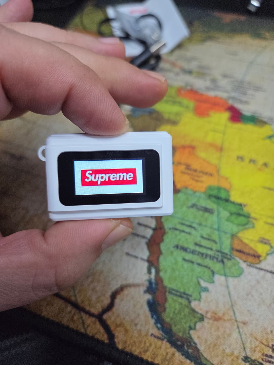 슈프림 카메라 키링 25fw supreme camera 상품이미지2