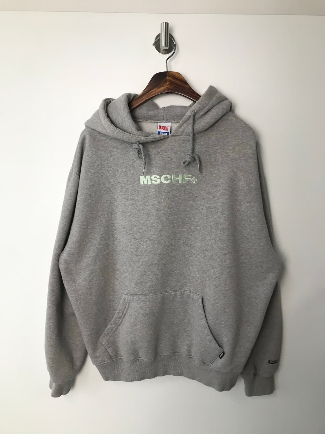미스치프 자수로고 그레이 후드티 상품이미지2