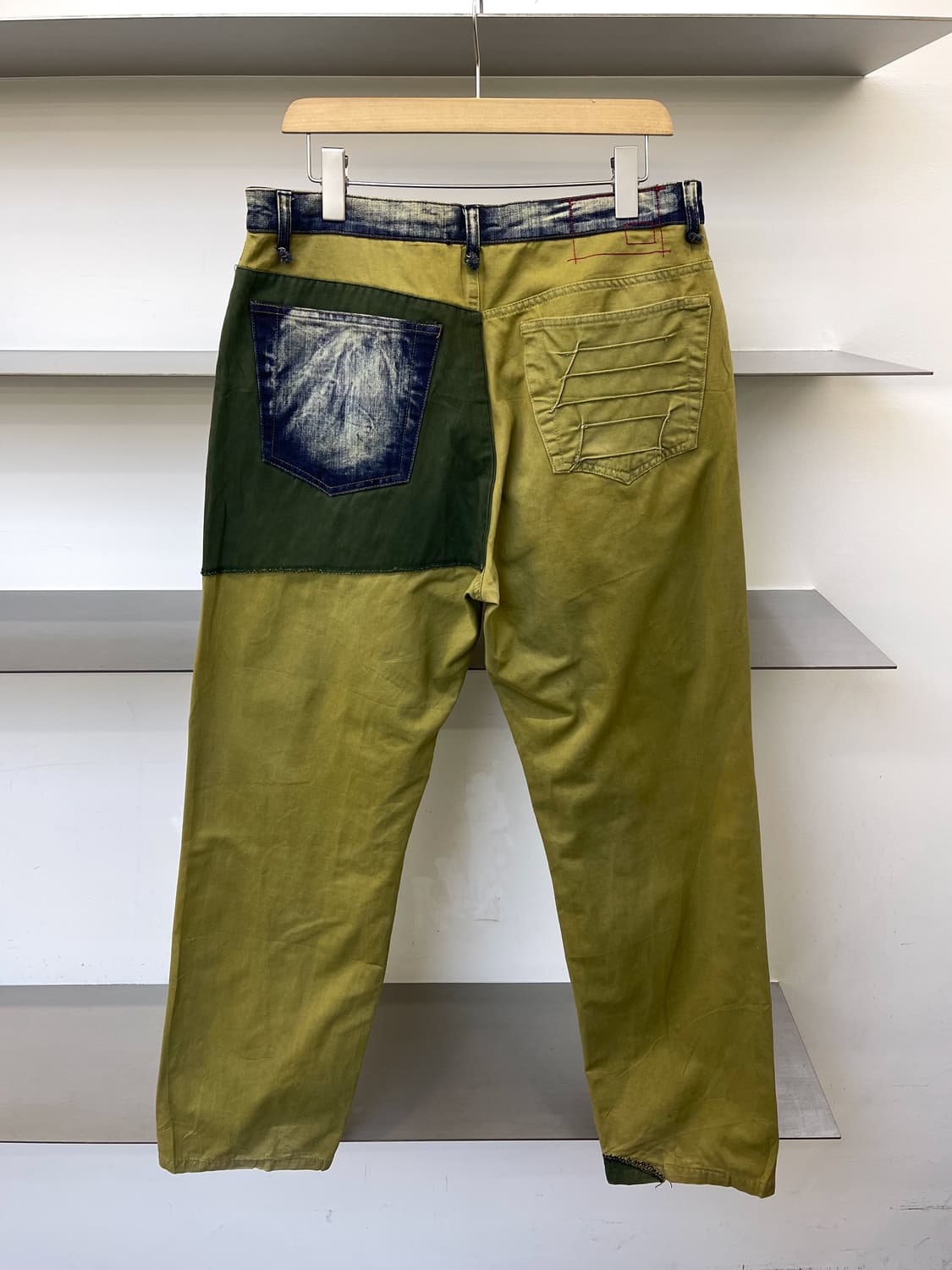 Burks Bull 데님 패치워크 데미지 팬츠 상품이미지4