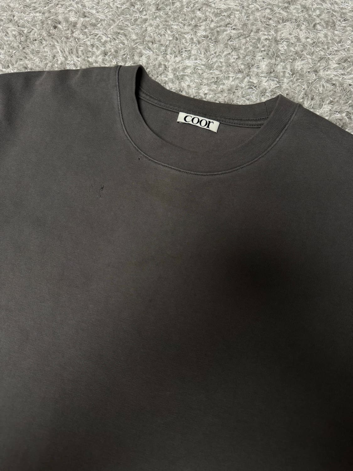 쿠어 데미지드 크롭 반팔티셔츠 상품이미지4