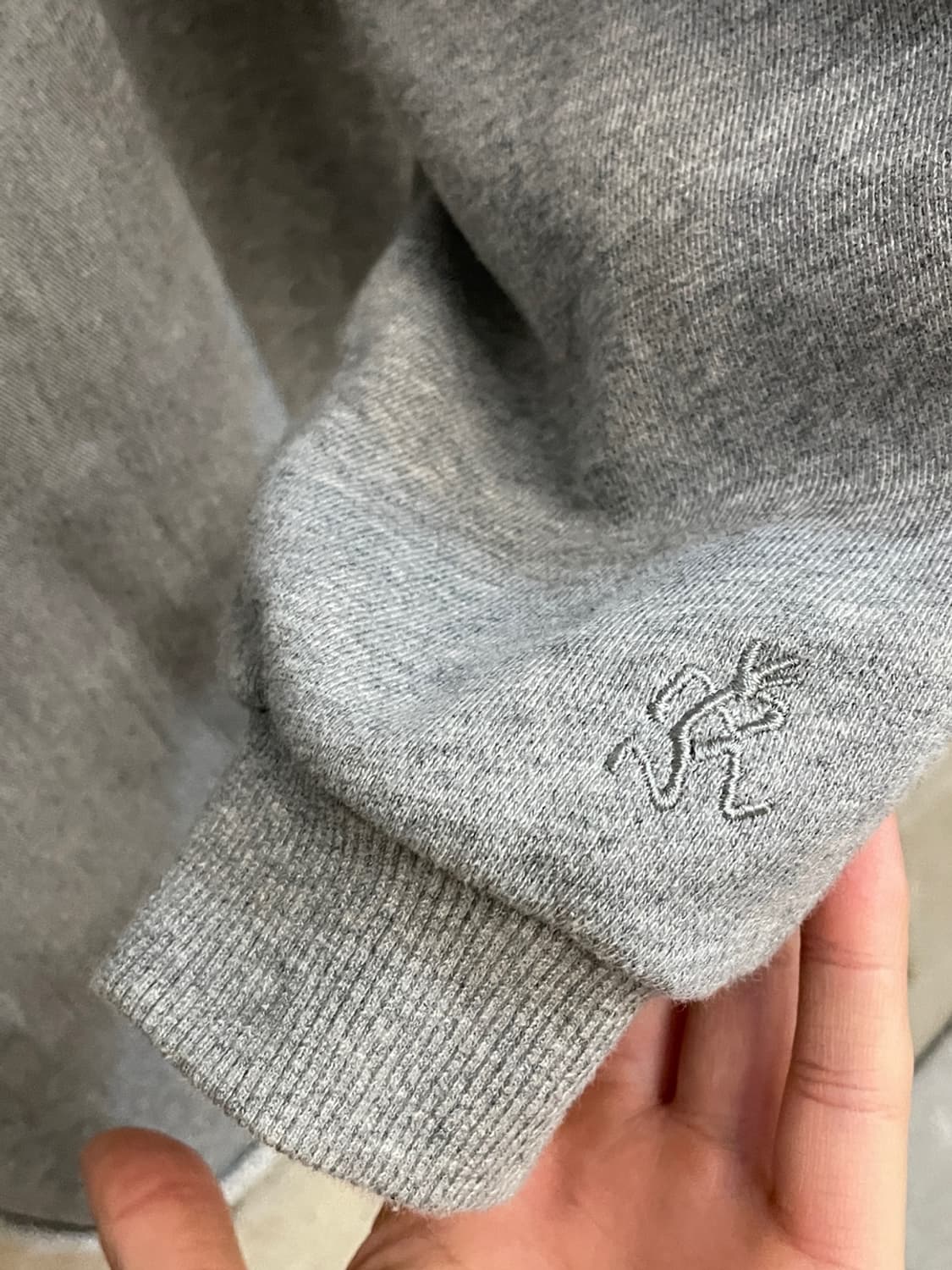 그라미치 테일컷 후드티 상품이미지4