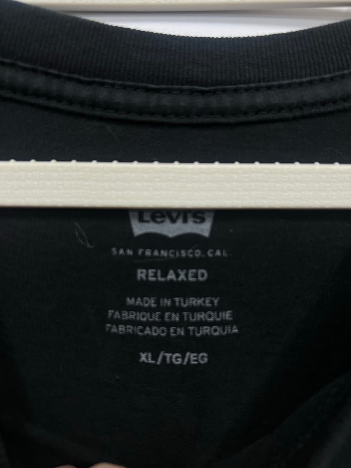 리바이스 블랙 반팔티  상품이미지2