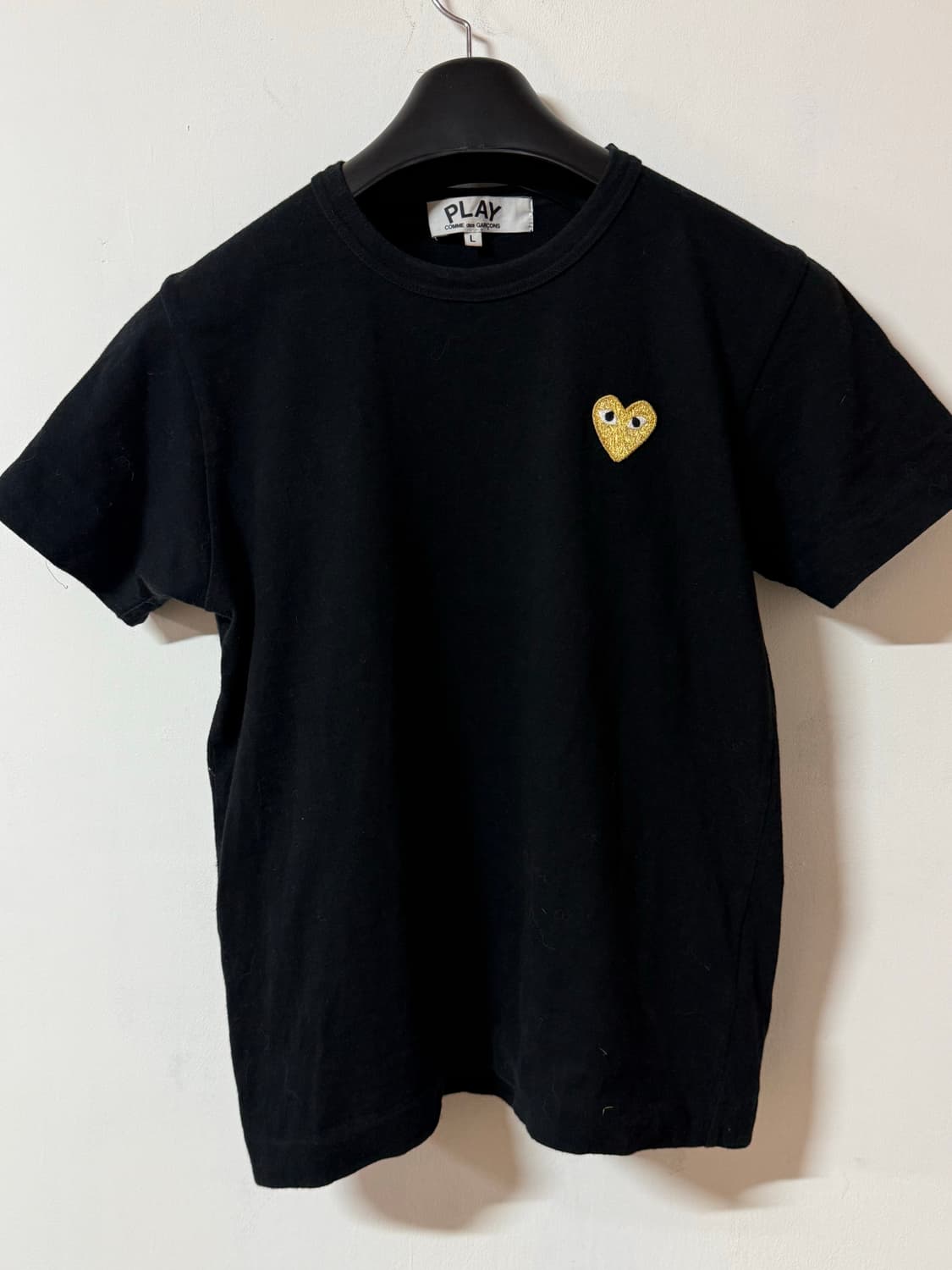 [정품] 꼼데가르송 하트 와펜 반팔티셔츠 상품이미지2
