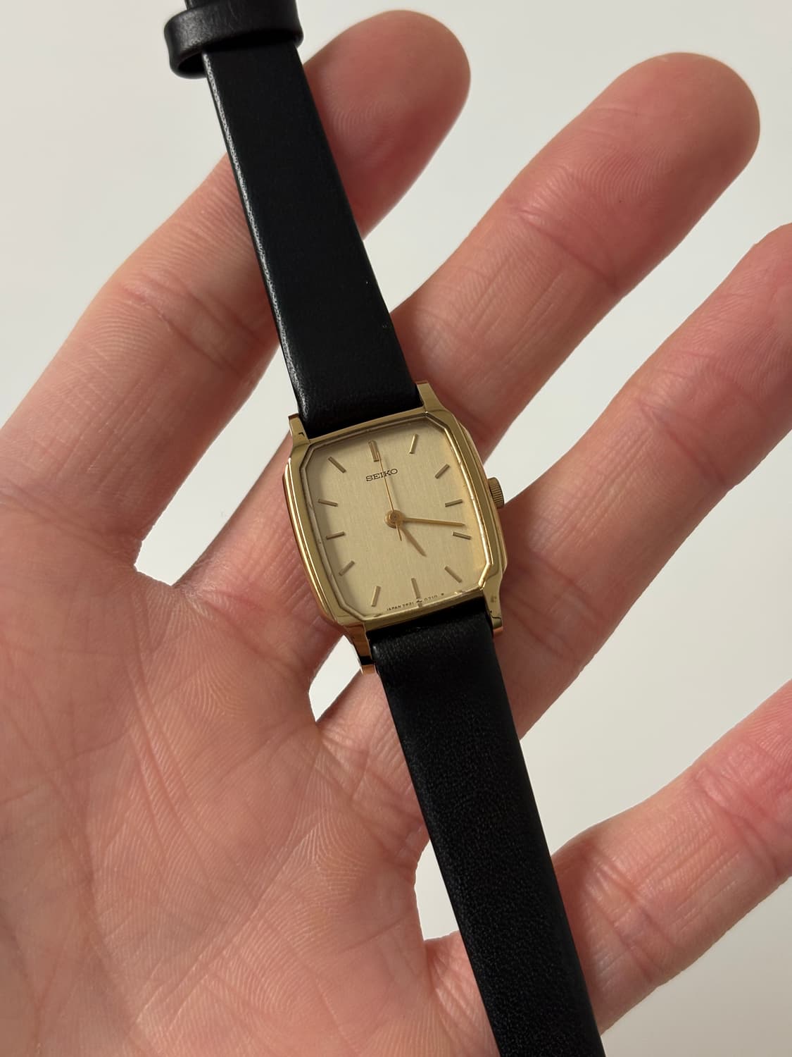 1980s Gold Tank Ladies Quartz 상품이미지1