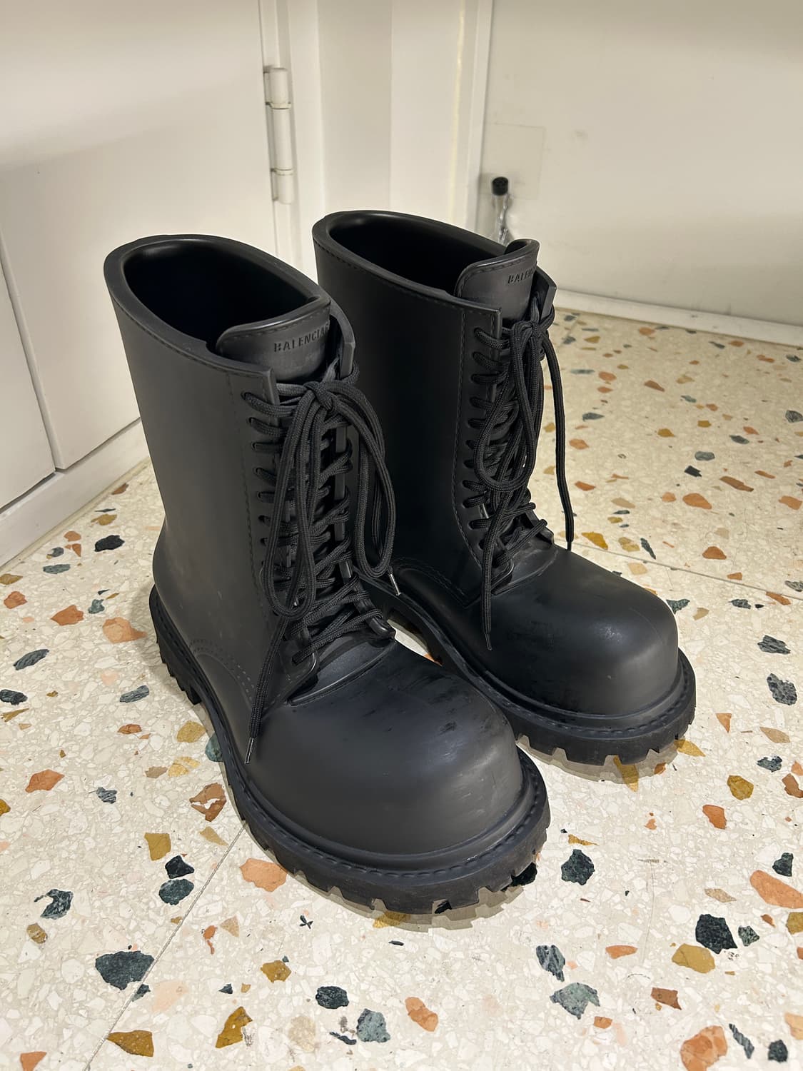 발렌시아가 스테로이드 부츠 43 상품이미지2