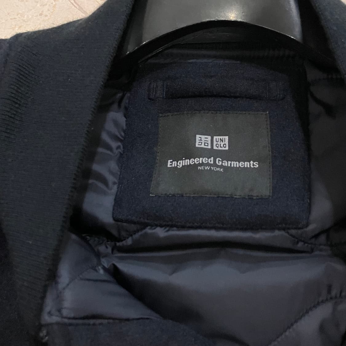 유니클로 x 엔지니어드 가먼츠 퍼프테크 숏 블루종 네이비 상품이미지2