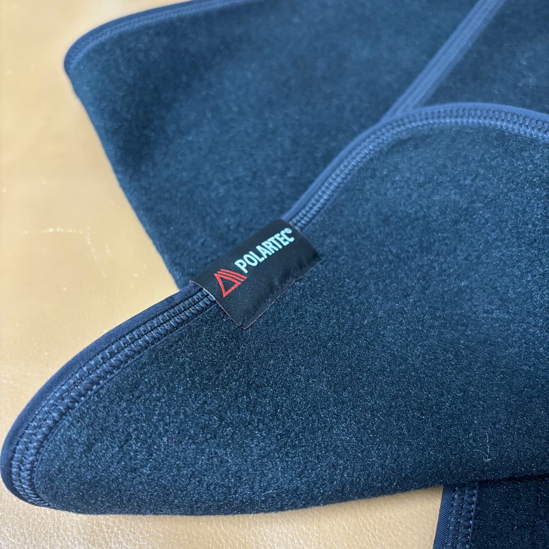 슈프림 머플러 목도리 로고 블랙 인사이드 포켓 상품이미지4