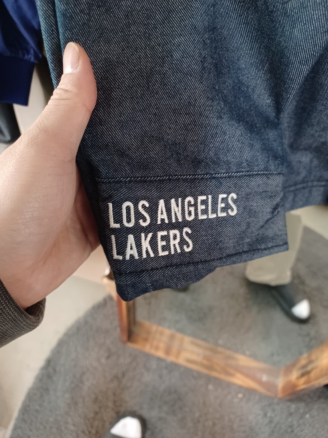 Nba 로스엔젤레스 레이커스 자수 데님 초어자켓 xl 상품이미지5