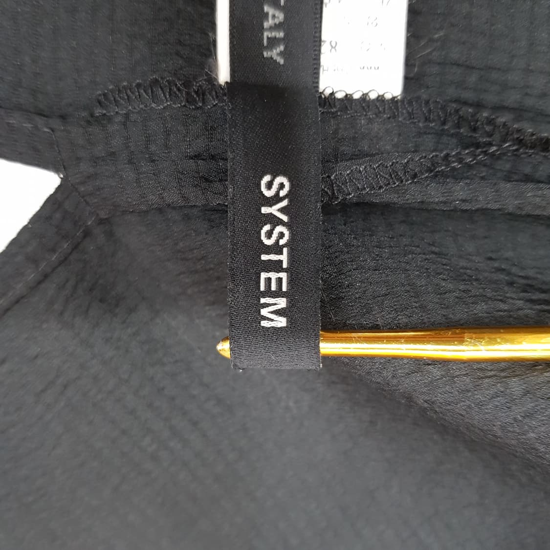 한섬 시스템 2021셔링 퍼프 슬리브 블라우스 82-94-160사이즈 상품이미지6