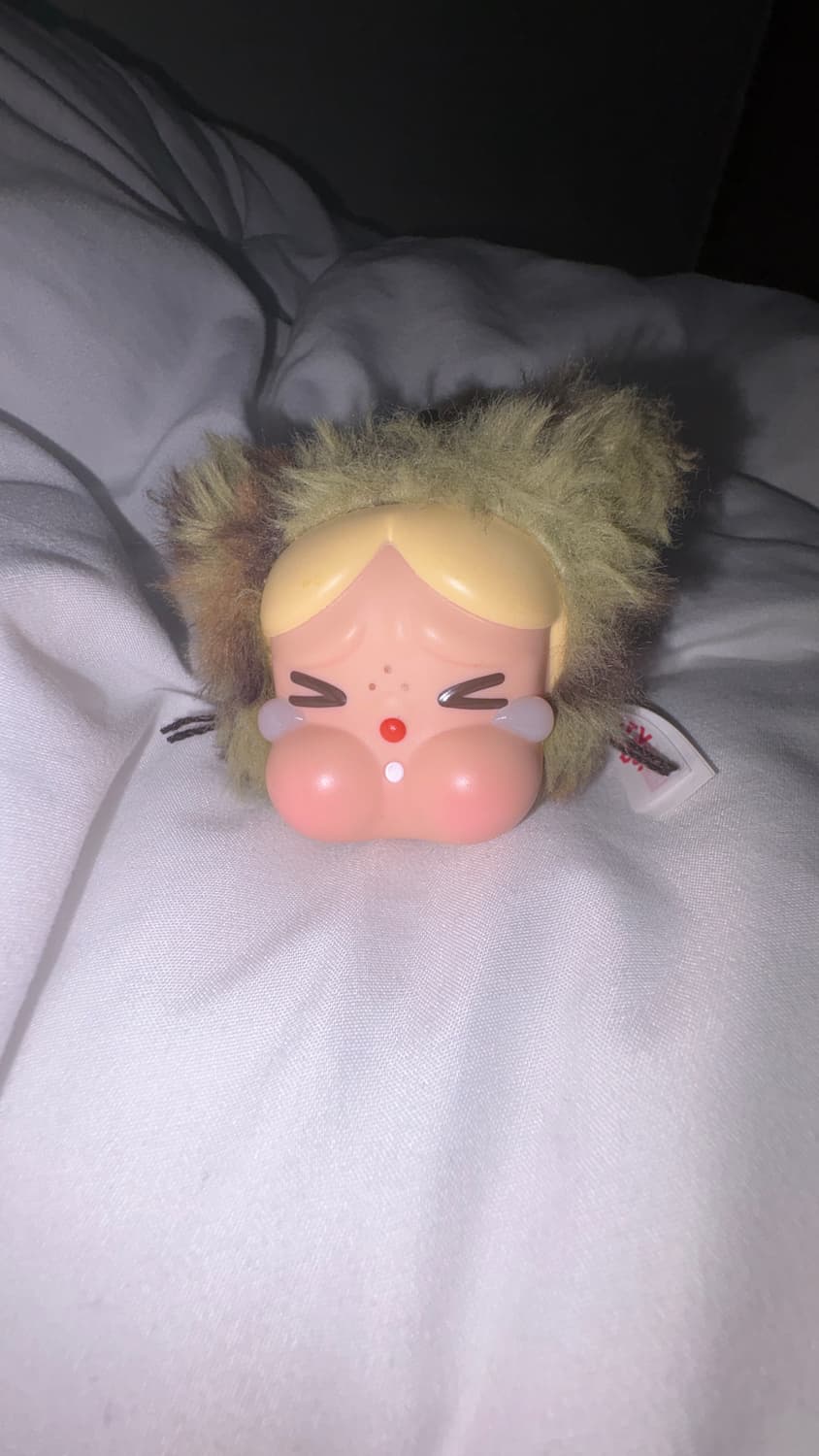 POPMART Crybaby 팝마트 크라이베이비 키링 상품이미지1