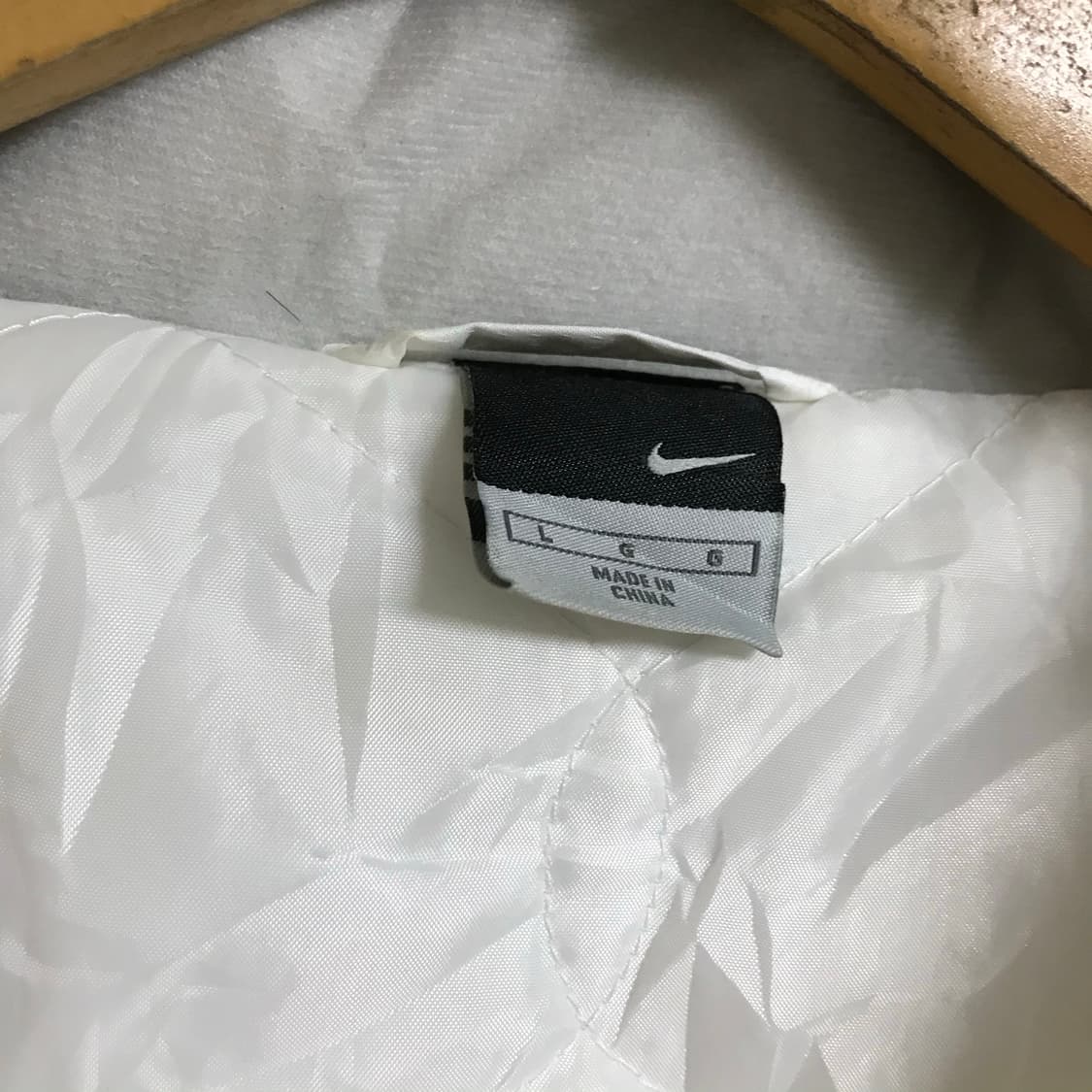 나이키 흰색 반누빔 대장급 자켓 상품이미지3