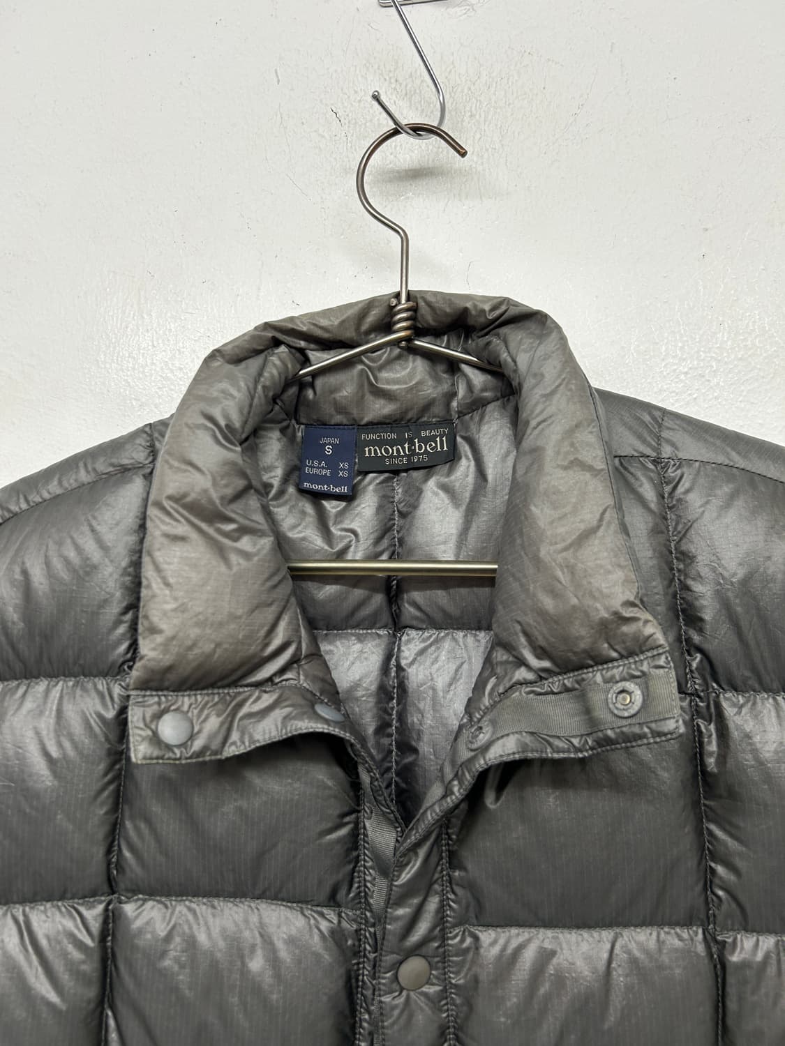 JPN 몽벨 반팔 경량 패딩 상품이미지3