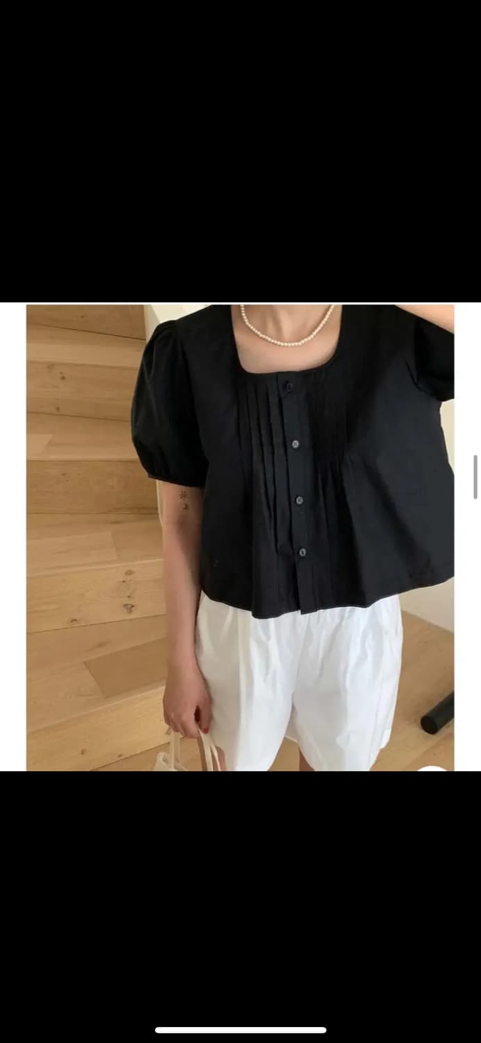 앤드멜로우 멜로핀턱크롭블라우스 블랙 상품이미지2