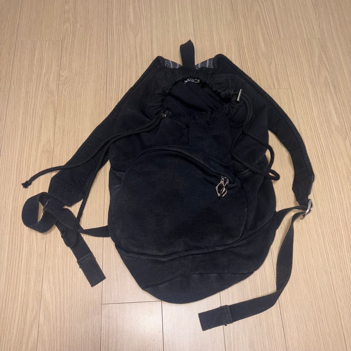 새상품)미스치프 드로우 스트링 더플백 *현재 크림 21만원 상품이미지1