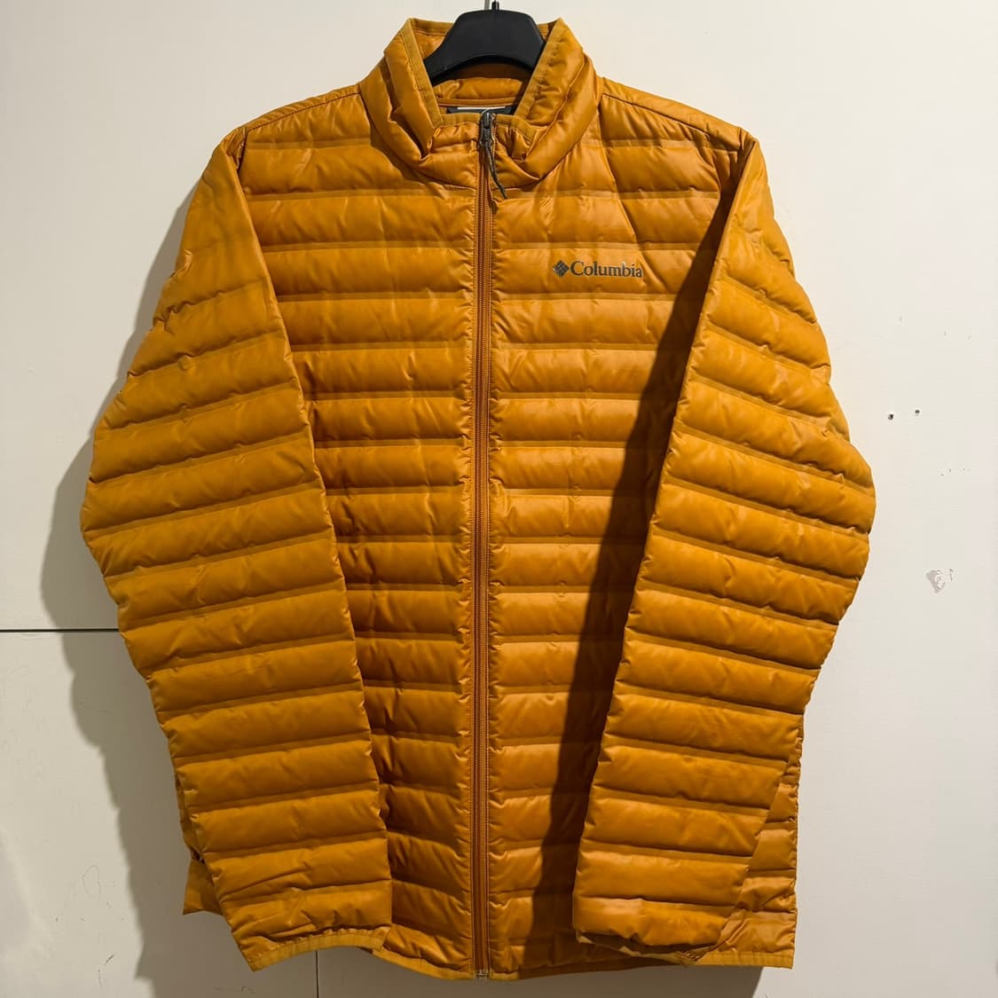 컬럼비아 경량패딩 상품이미지1