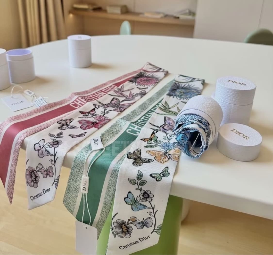 디올 실크 방도 스카프 풀박스 풀박스  상품이미지9