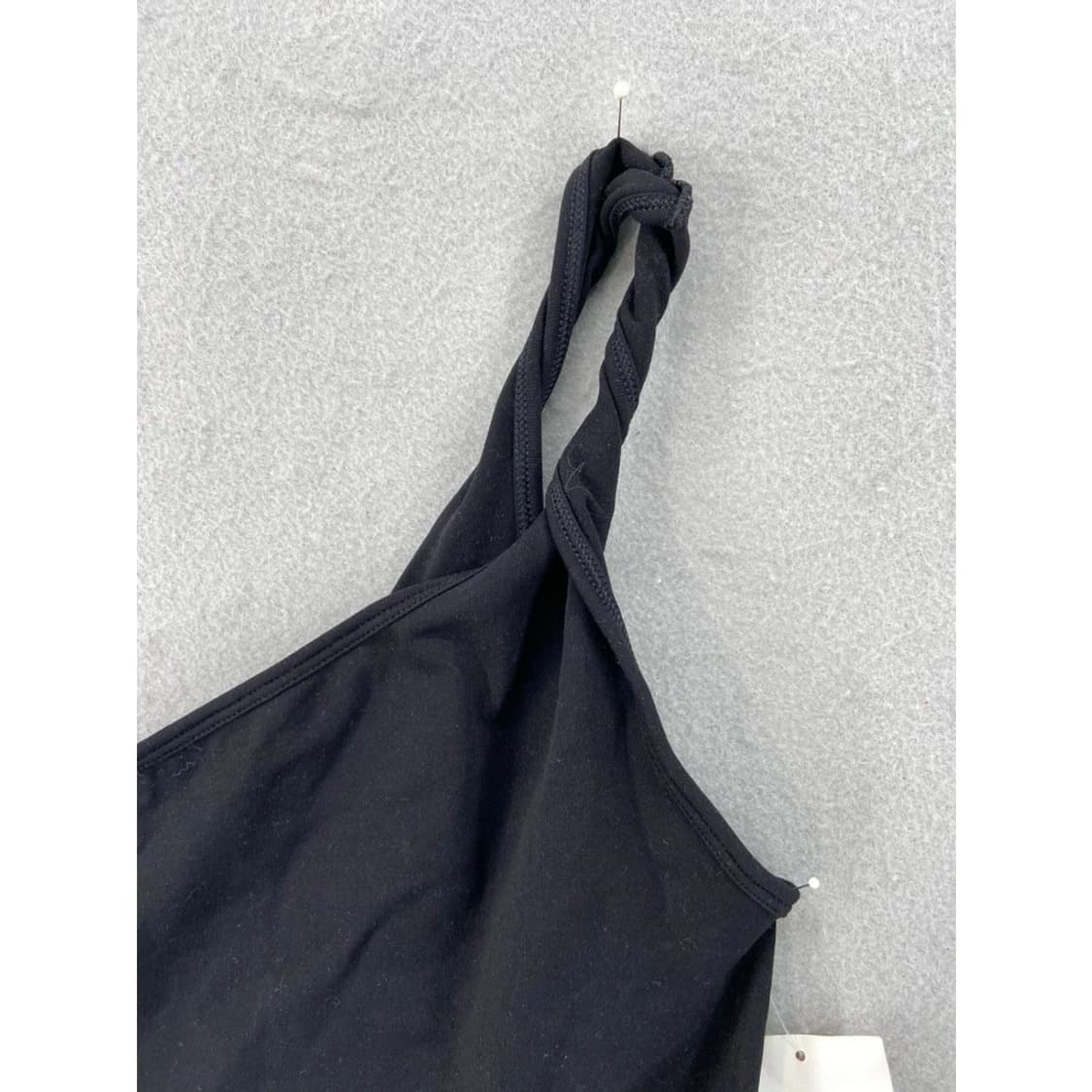 헬무트랭 원숄더 스트랩 탑 블랙 상품이미지2