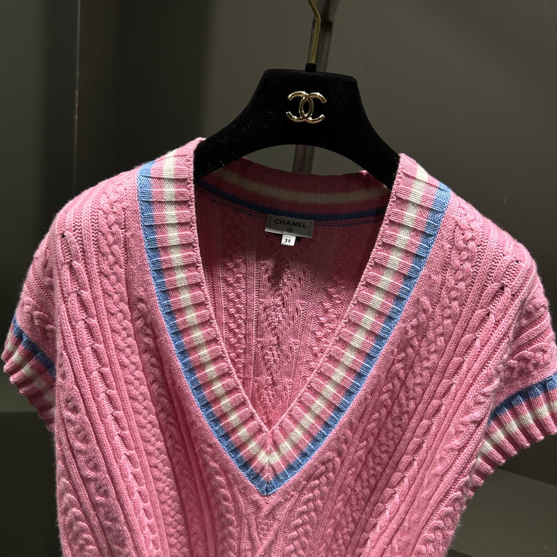 샤넬 CC버클 벨티드 니트 베스트 원피스 상품이미지2