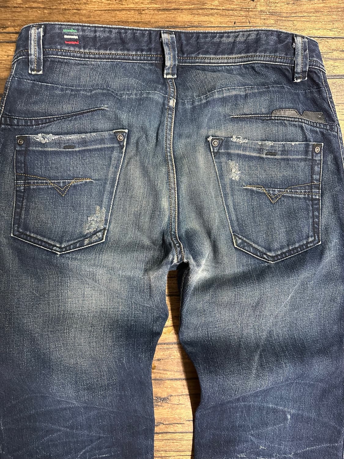 디젤 DIESEL DARRON 버튼플라이 이탈리아제 워싱 데님 팬츠 31 상품이미지8