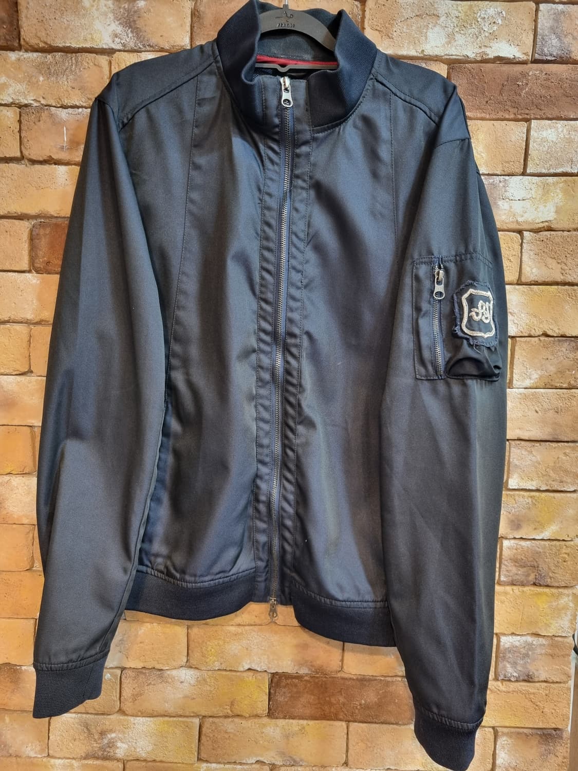 아르마니진스에서 나온 남성용 항공점퍼 상품이미지1