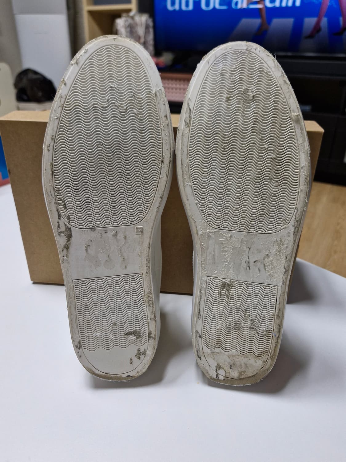 커먼맛 나파레더 스니커즈 화이트 270 상품이미지2