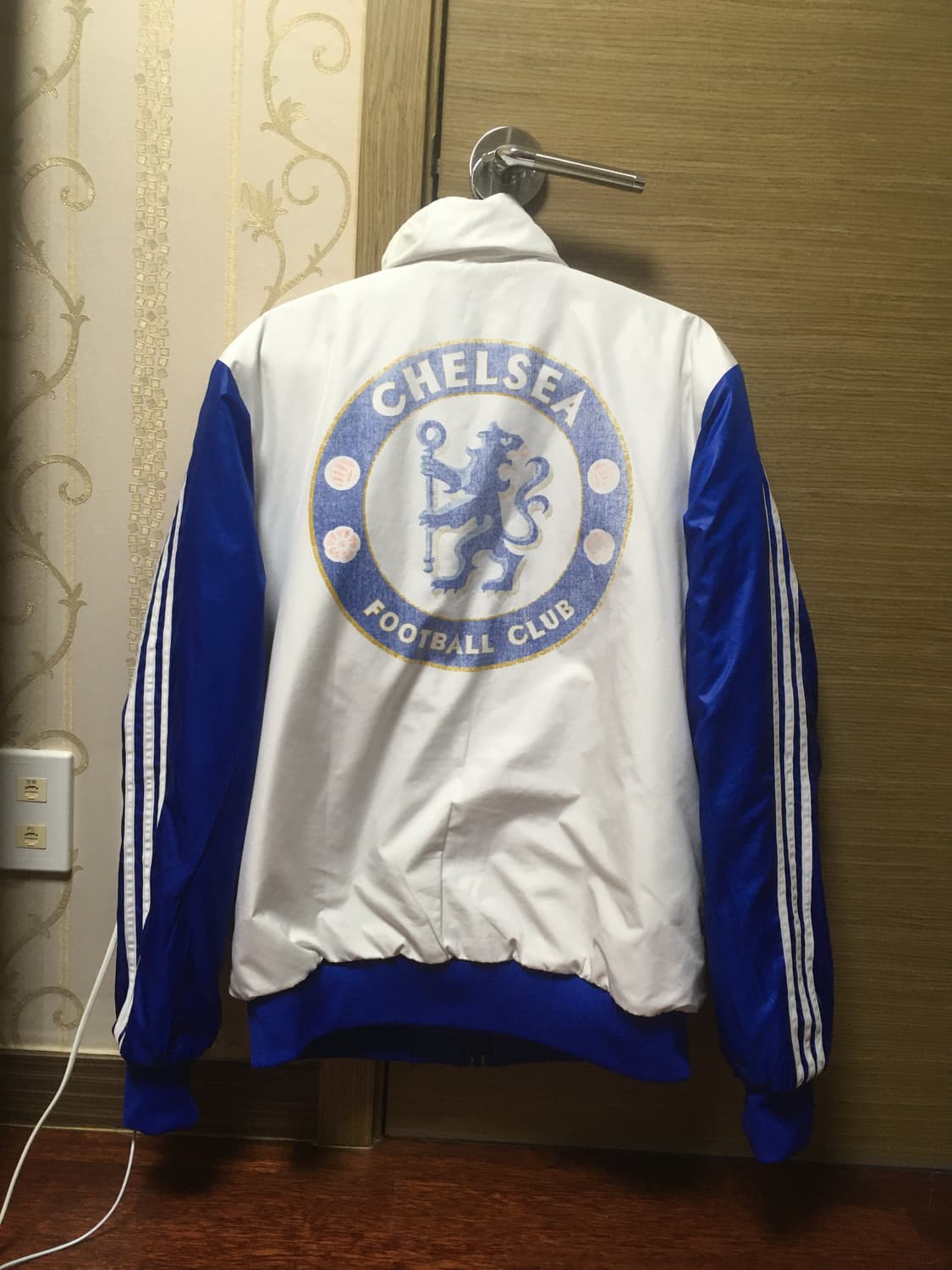 첼시 리버시블 패딩 상품이미지1