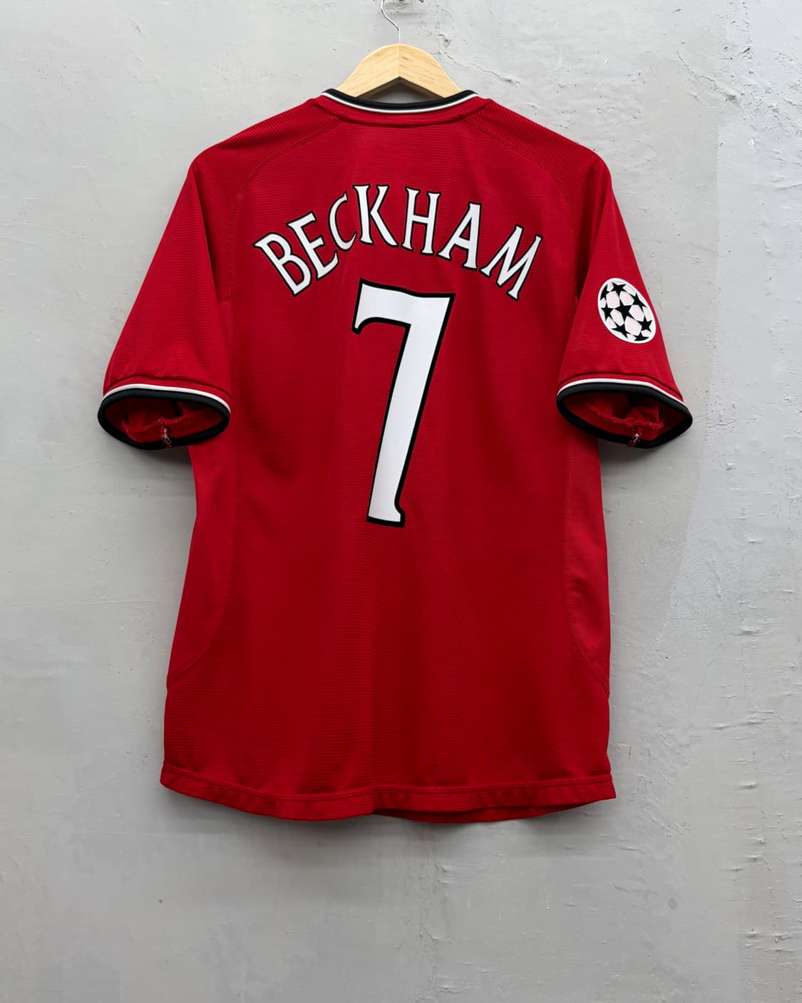 엄브로 00-02 맨체스터 유나이티드 홈 챔스킷 데이비드 베컴 상품이미지1