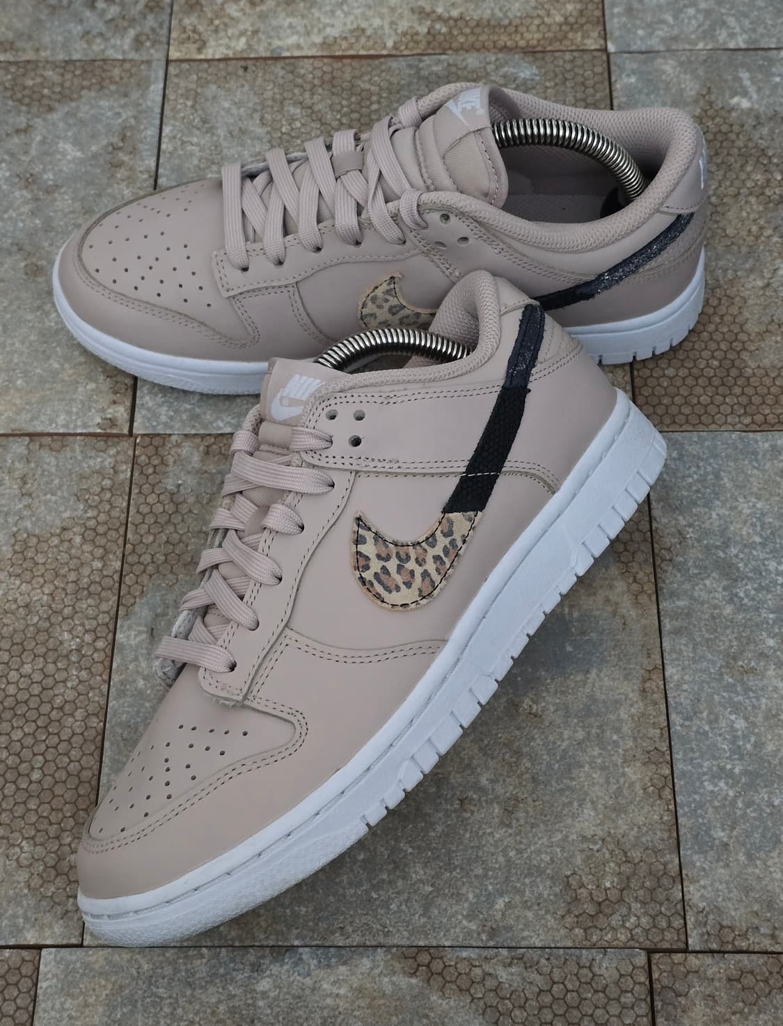 (240)나이키 덩크 로우 se 프라이멀 핑크 상품이미지3