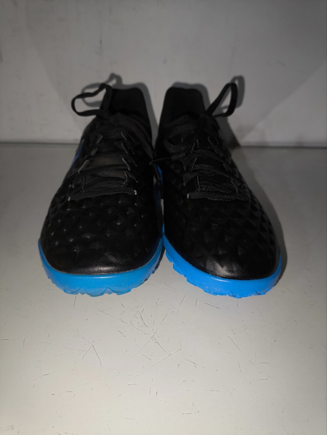 260mm 나이키 티엠포 레전드8 TF 클럽 풋살화 상품이미지3