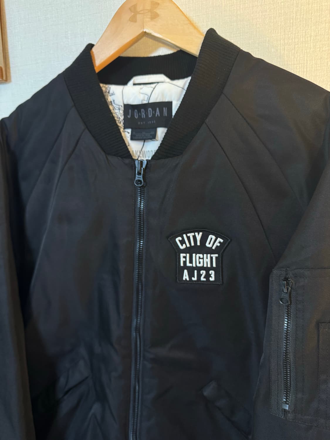 [XL]나이키 조던 시티 오브 플라이트 MA-1 봄버 자켓 상품이미지3