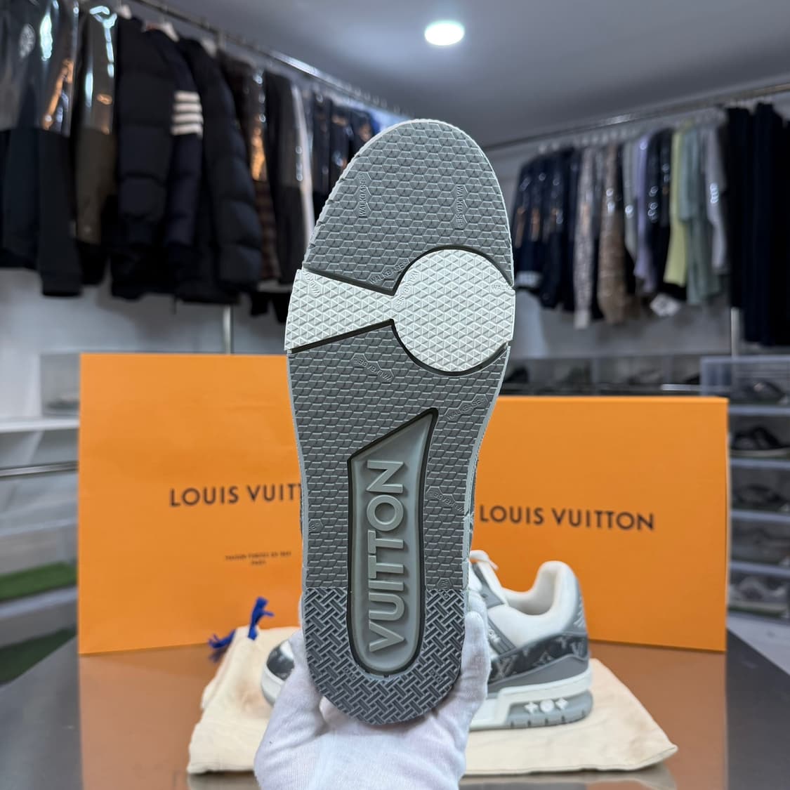 [리오브] 루이비통 LV 트레이너 데님 모노그램 스니커즈 상품이미지3