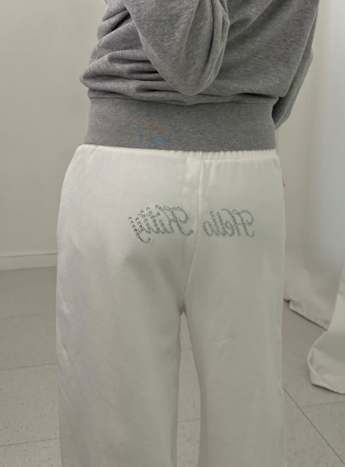 포에버 21 x 헬로키티 화이트 팬츠 y2k 갸루 상품이미지5