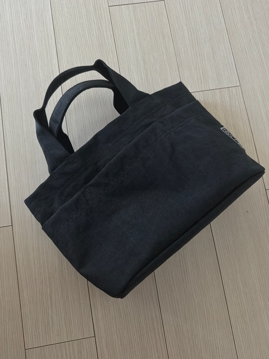 키티버니포니 이지 블랙 스몰 그라운드백 + 파우치  상품이미지4