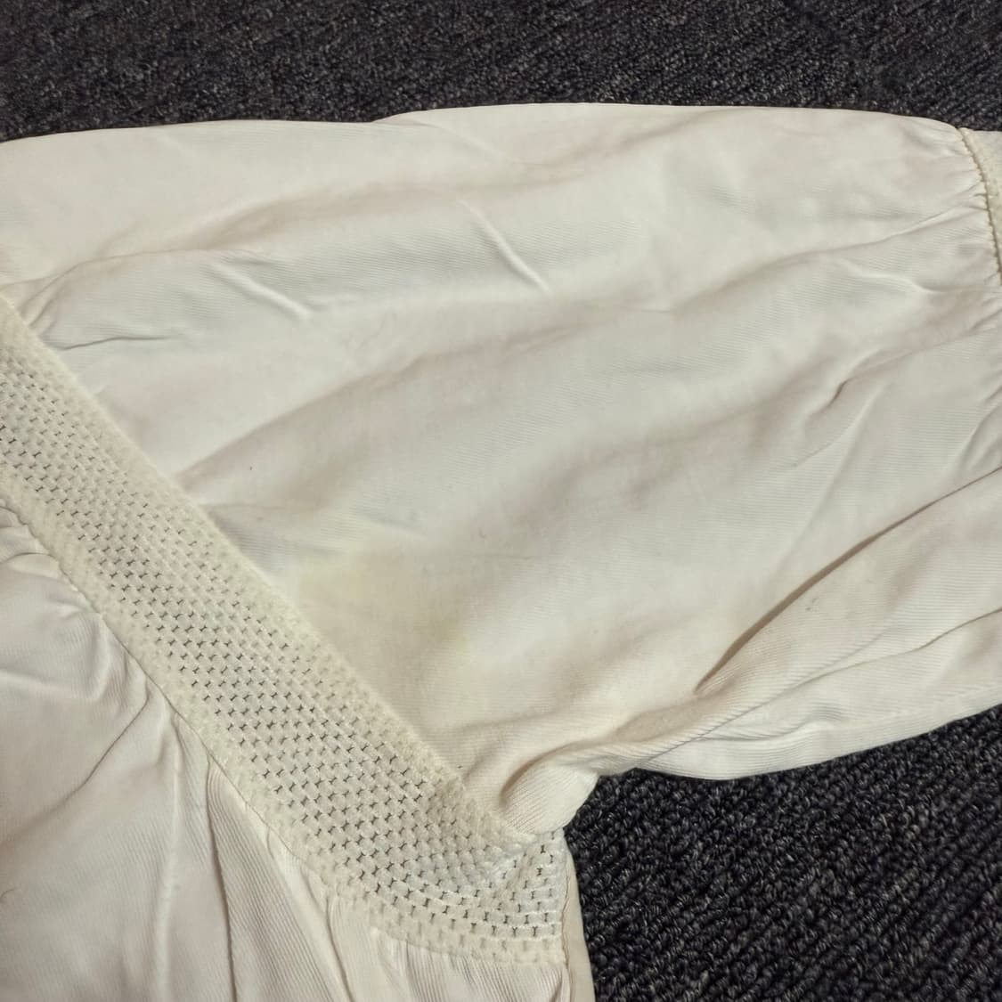 오호스 메쉬 밴드 롱슬리브 티셔츠 화이트 상품이미지4