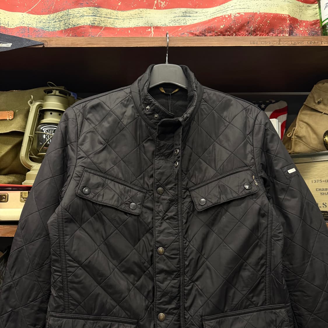 바버 인터네셔널 아리엘 폴라 퀼팅 자켓 상품이미지3