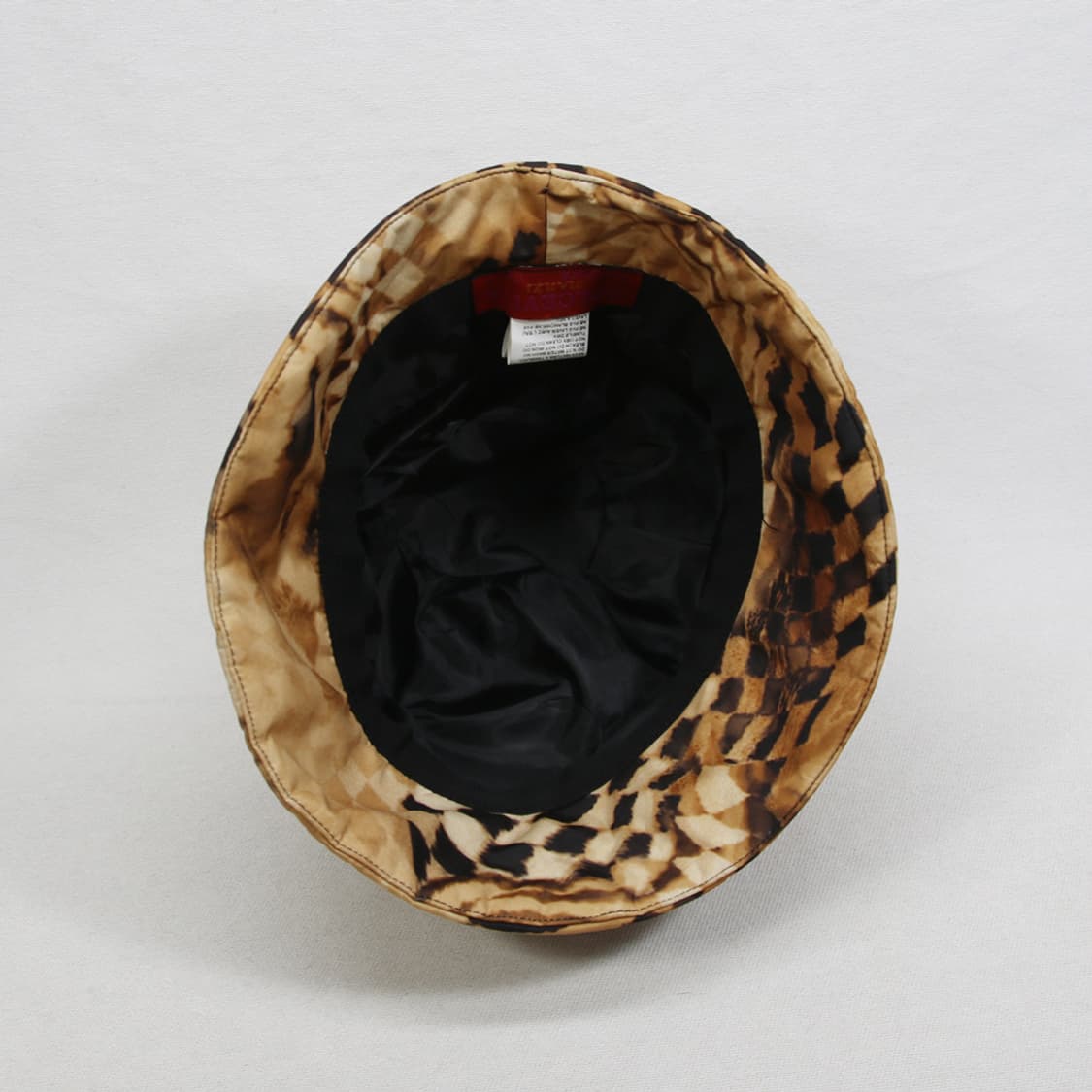 (착용컷) DOLCEVITA 패턴 버킷햇 상품이미지4