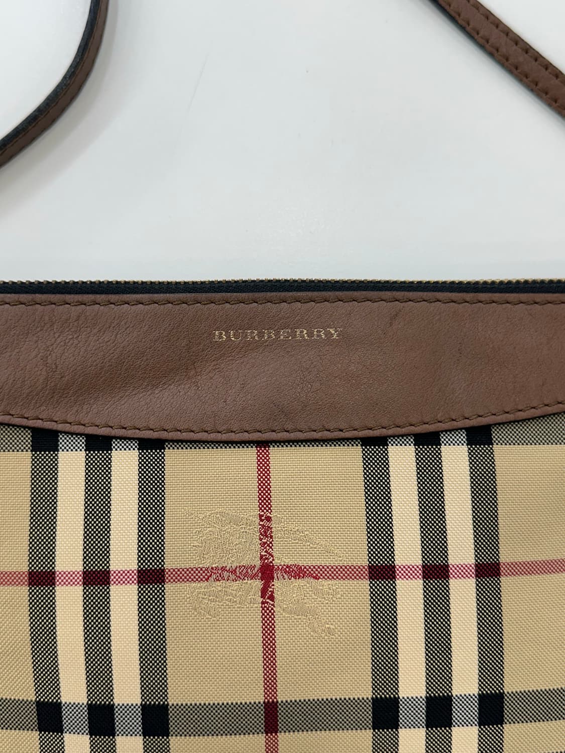버버리 크로스 백 상품이미지3
