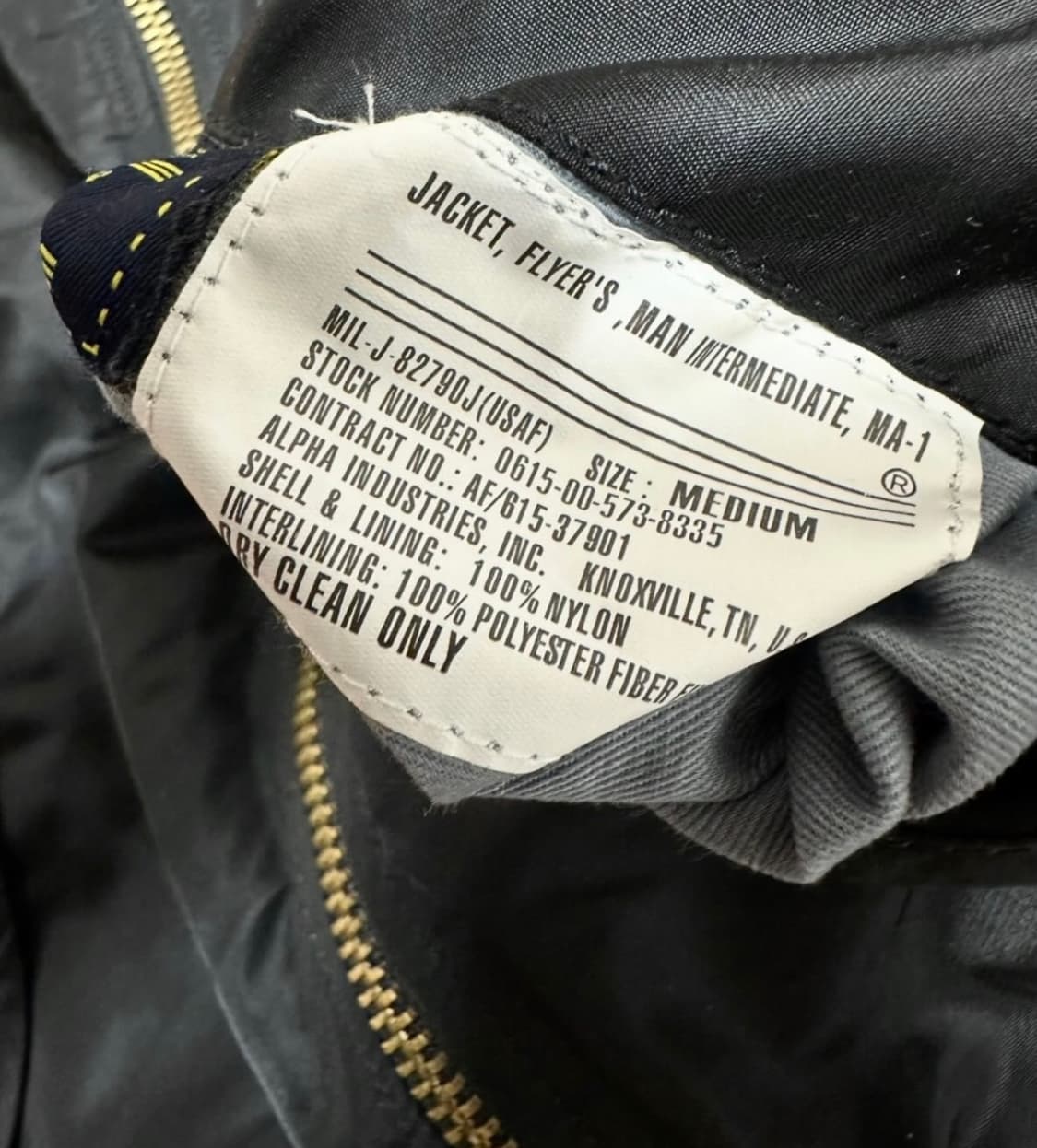 알파인더스트리 블랙 봄버  상품이미지2