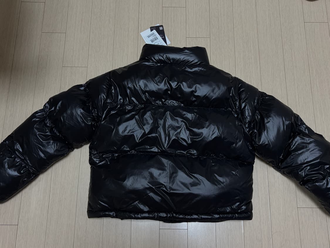 아메스 월드와이드 크롭 패딩 Small 새상품 상품이미지3