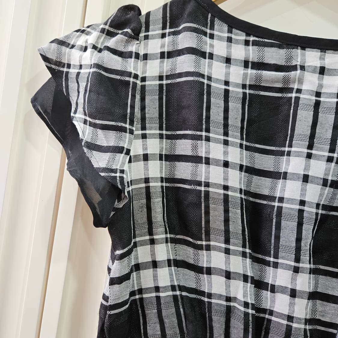 블랙 화이트 체크무늬 반팔 원피스 상품이미지5