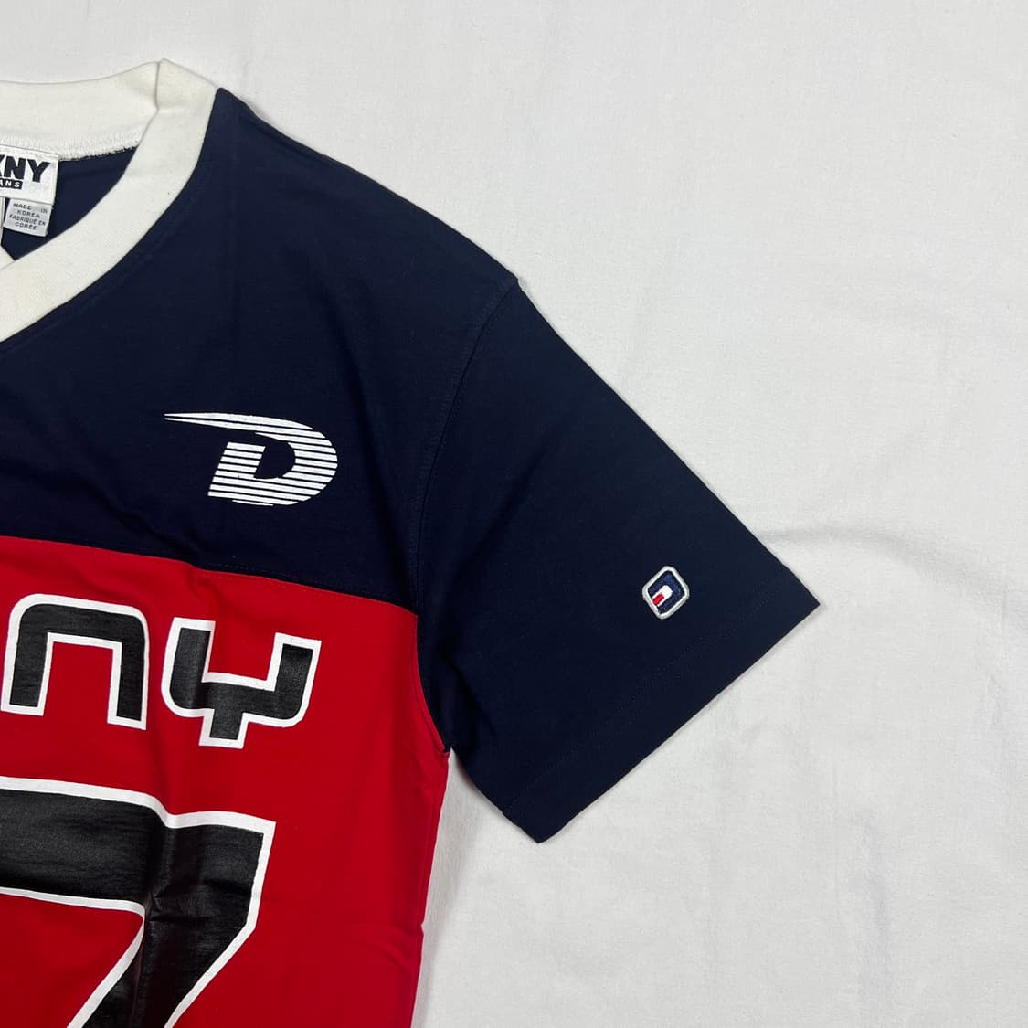 90’s 도나카란뉴욕 디케이앤와이 dkny 스펠아웃 반팔티 상품이미지3