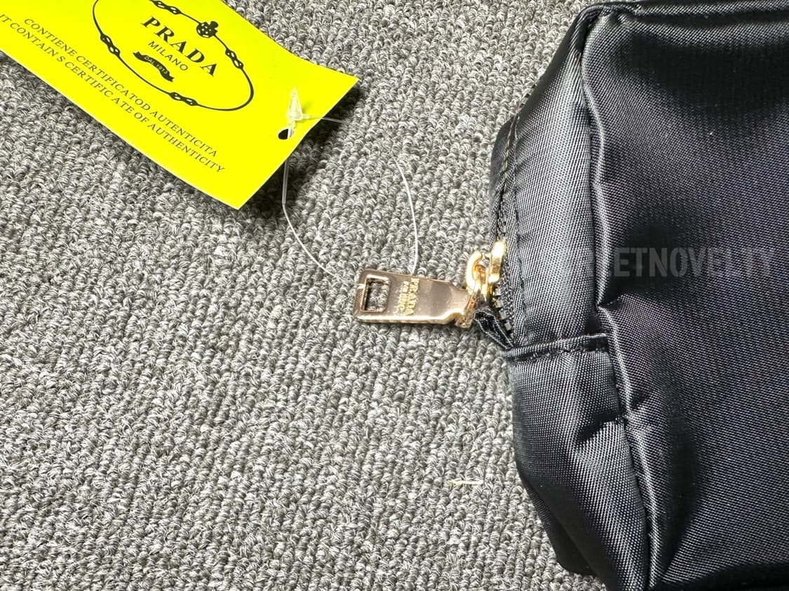 프라다 뷰티 파우치 블랙  상품이미지8
