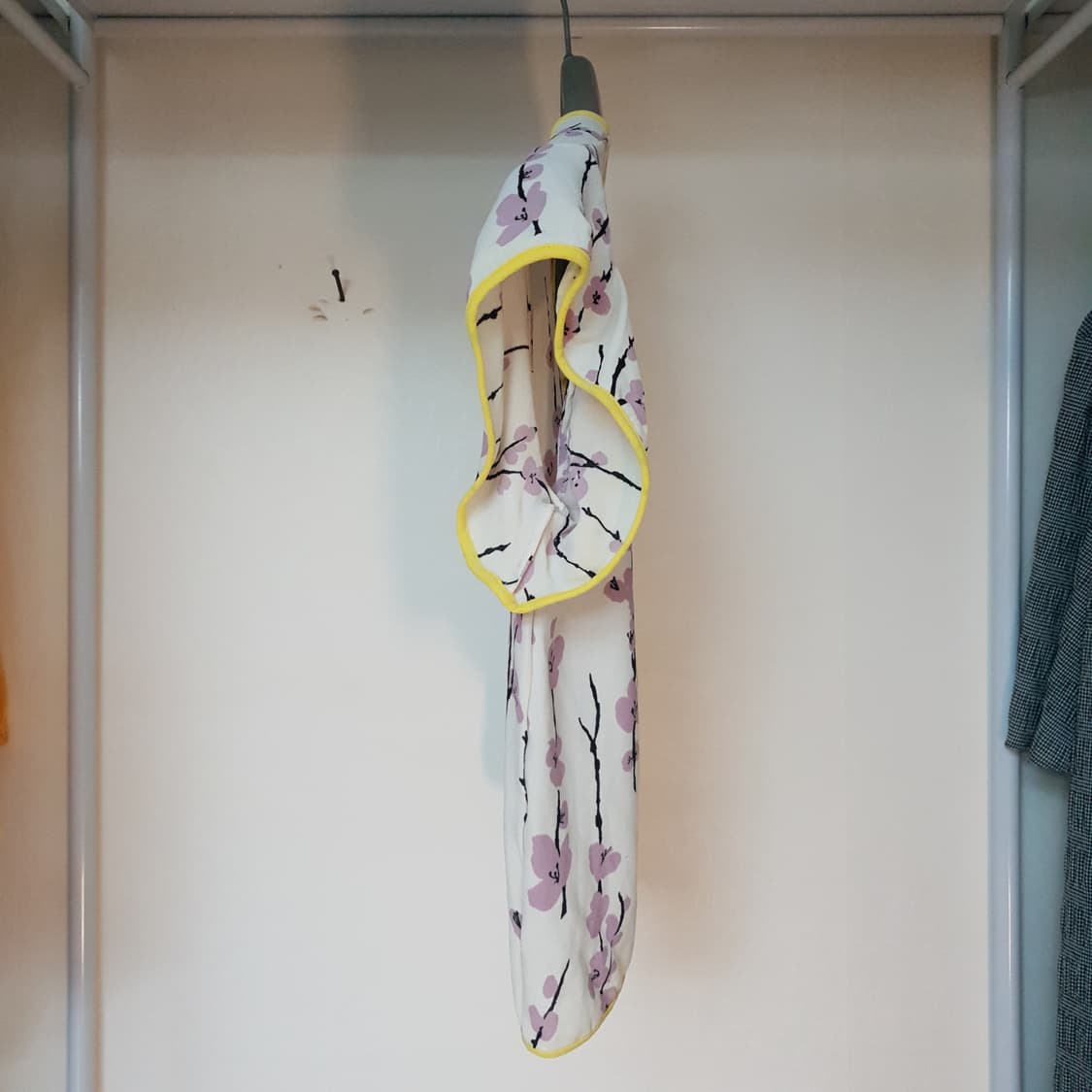 MARNI 마르니 아카이브 실크 벚꽃패턴 파이핑 날개소매 크롭 블라우스 상품이미지3