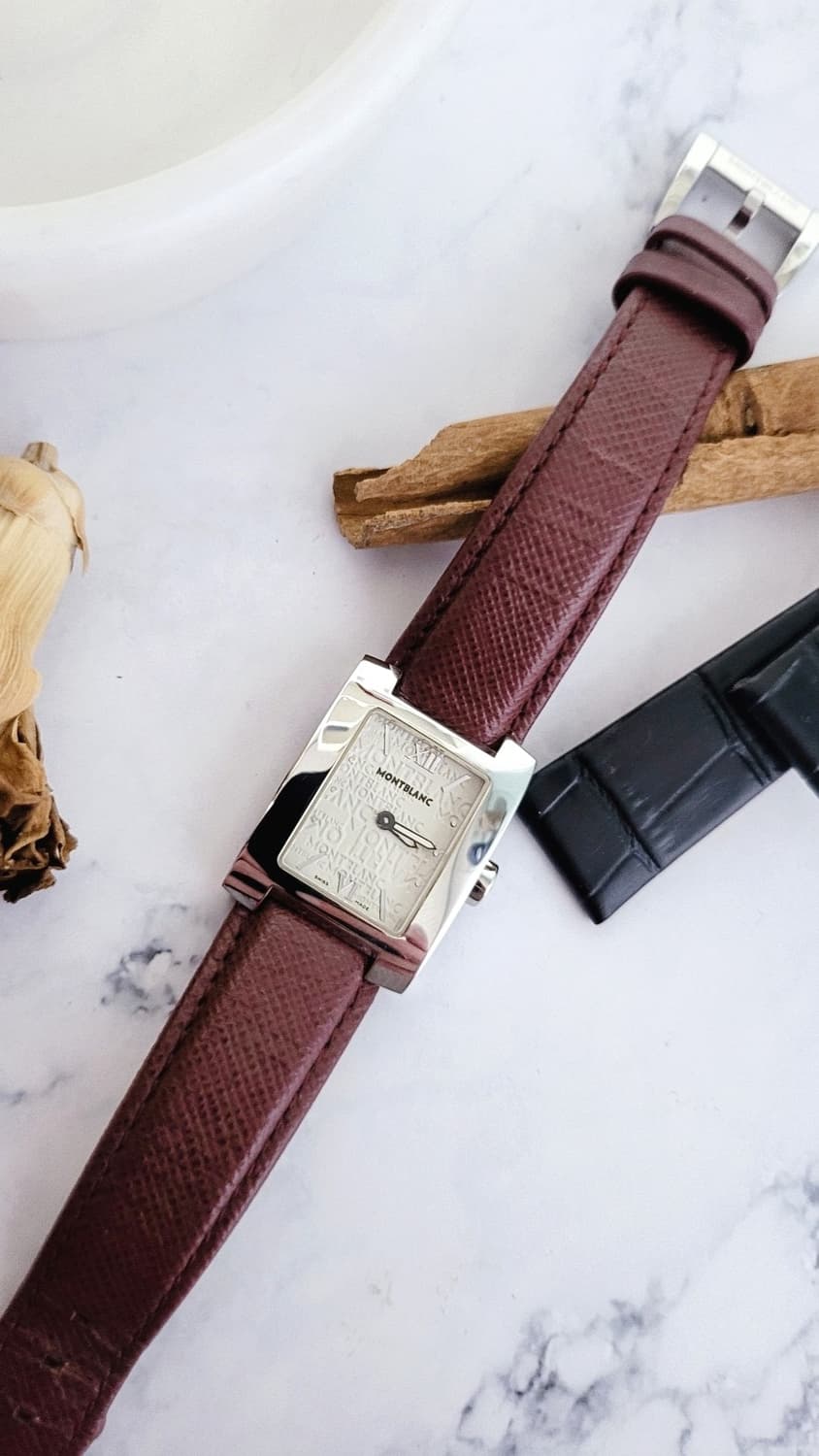 정품 몽블랑 프로파일 남여공용 쿼츠시계 [정품박스, 여분 스트랩 포함] 상품이미지5