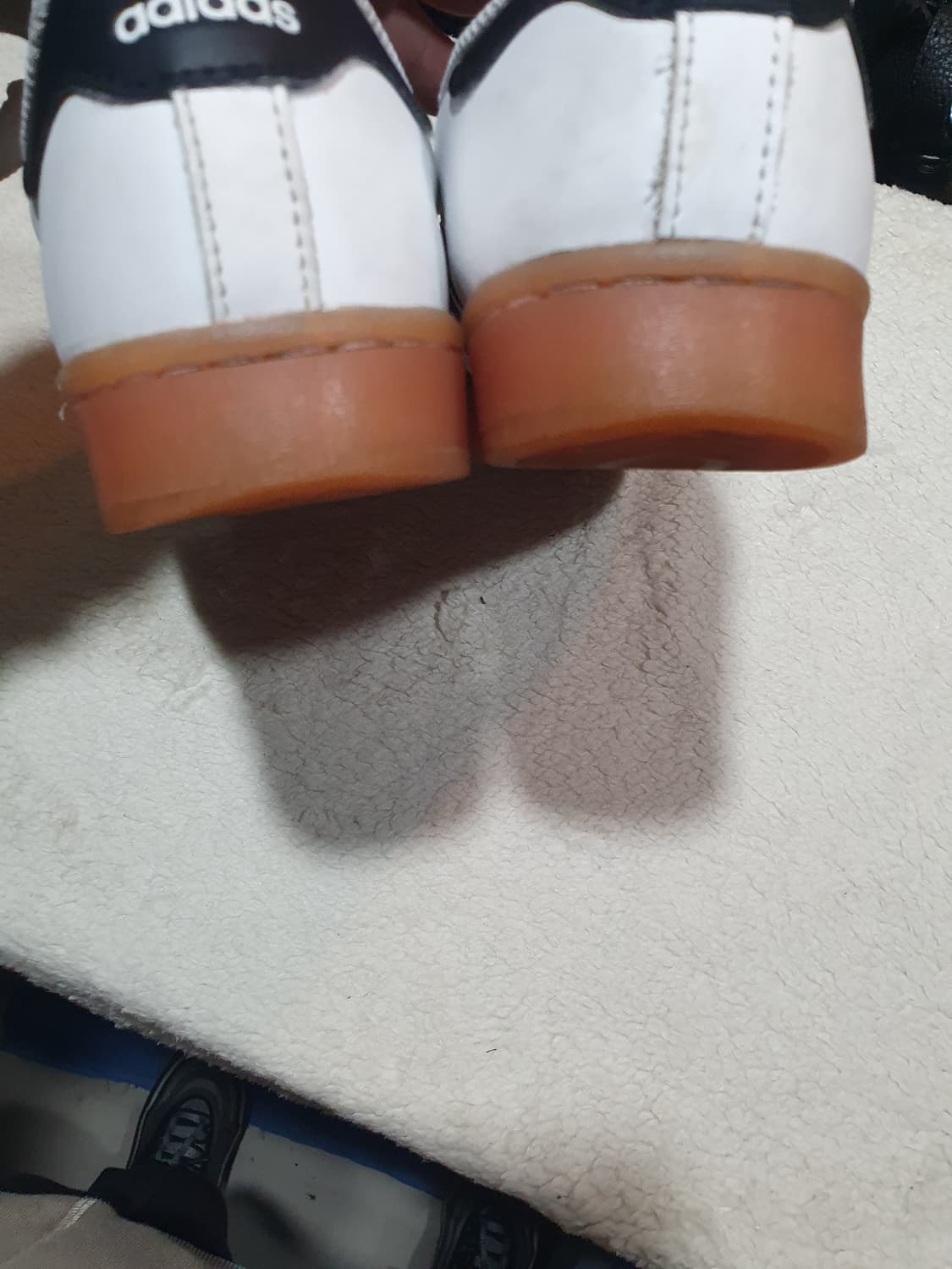 아디다스 슈퍼스타 흰검 운동화225 상품이미지2