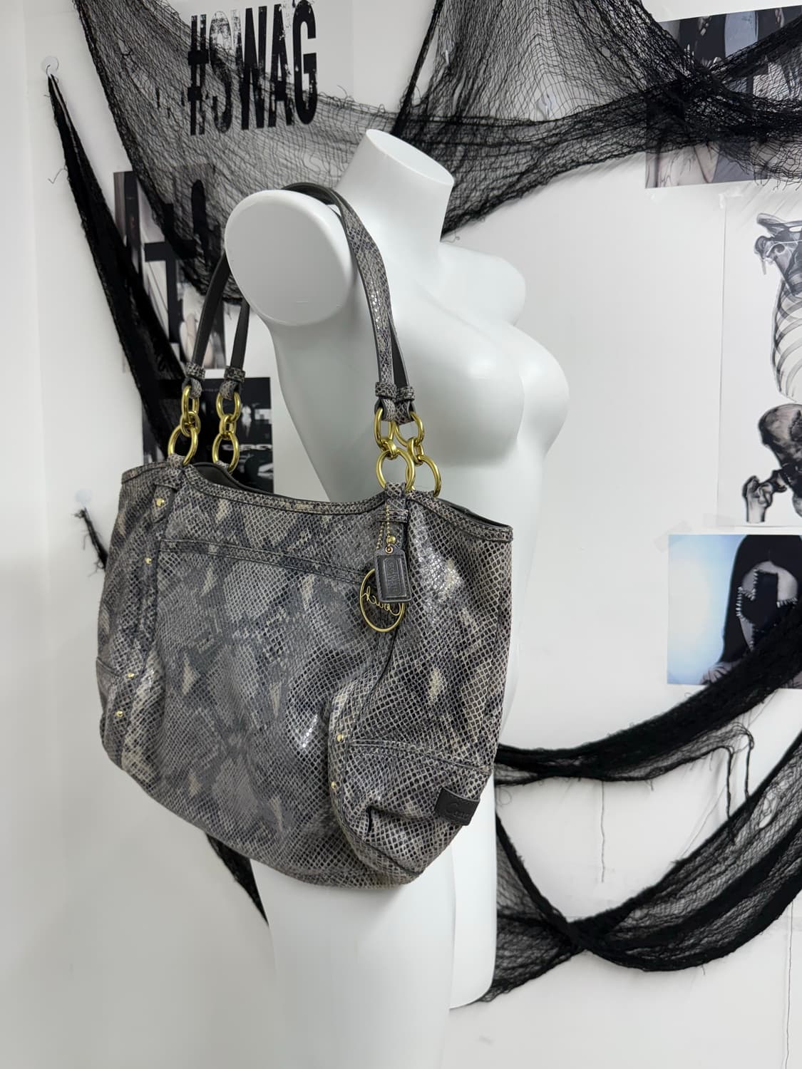 Coach 00s chain leather bag 상품이미지5