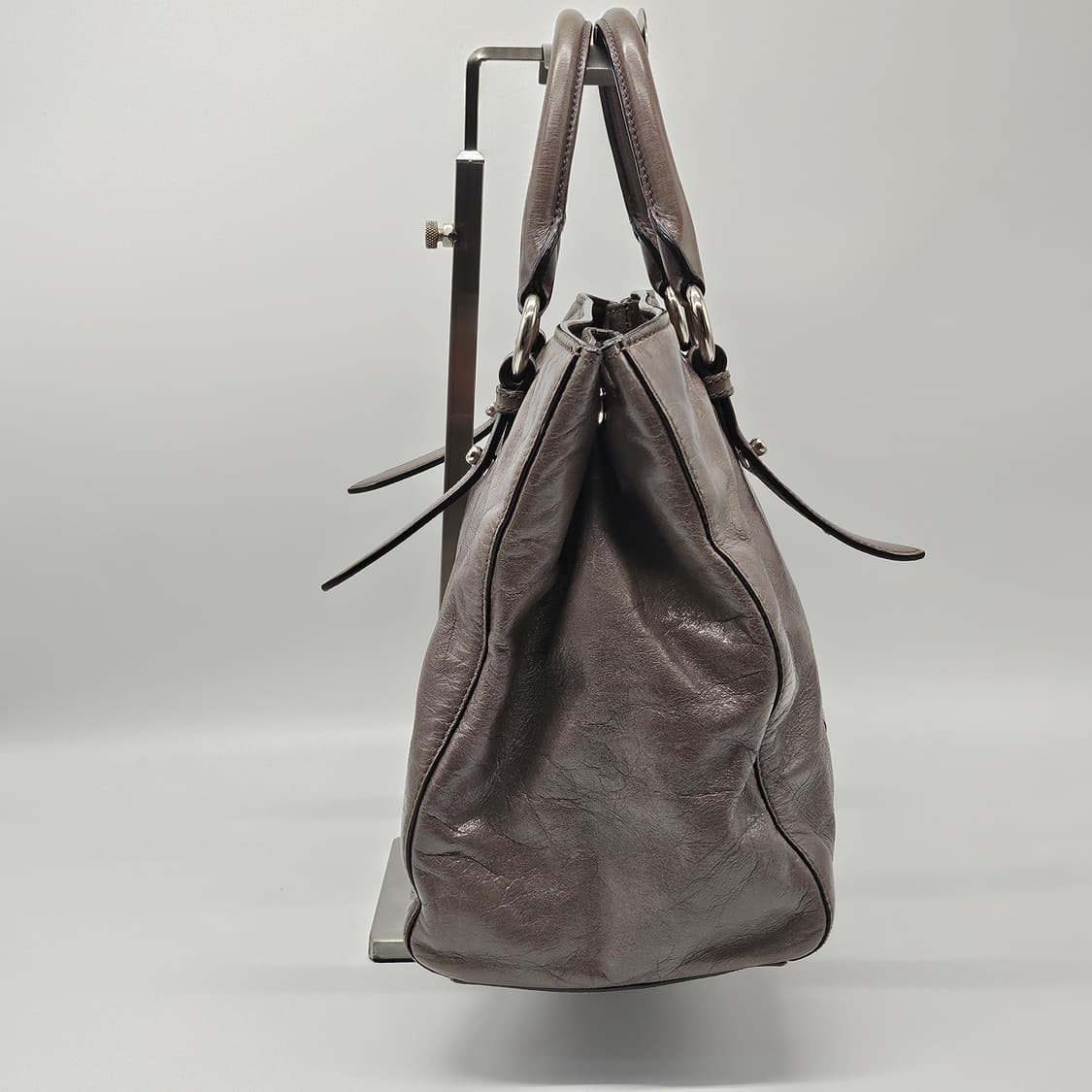 정품 미우미우 비텔로 샤인 투웨이백 (그레이) 상품이미지5