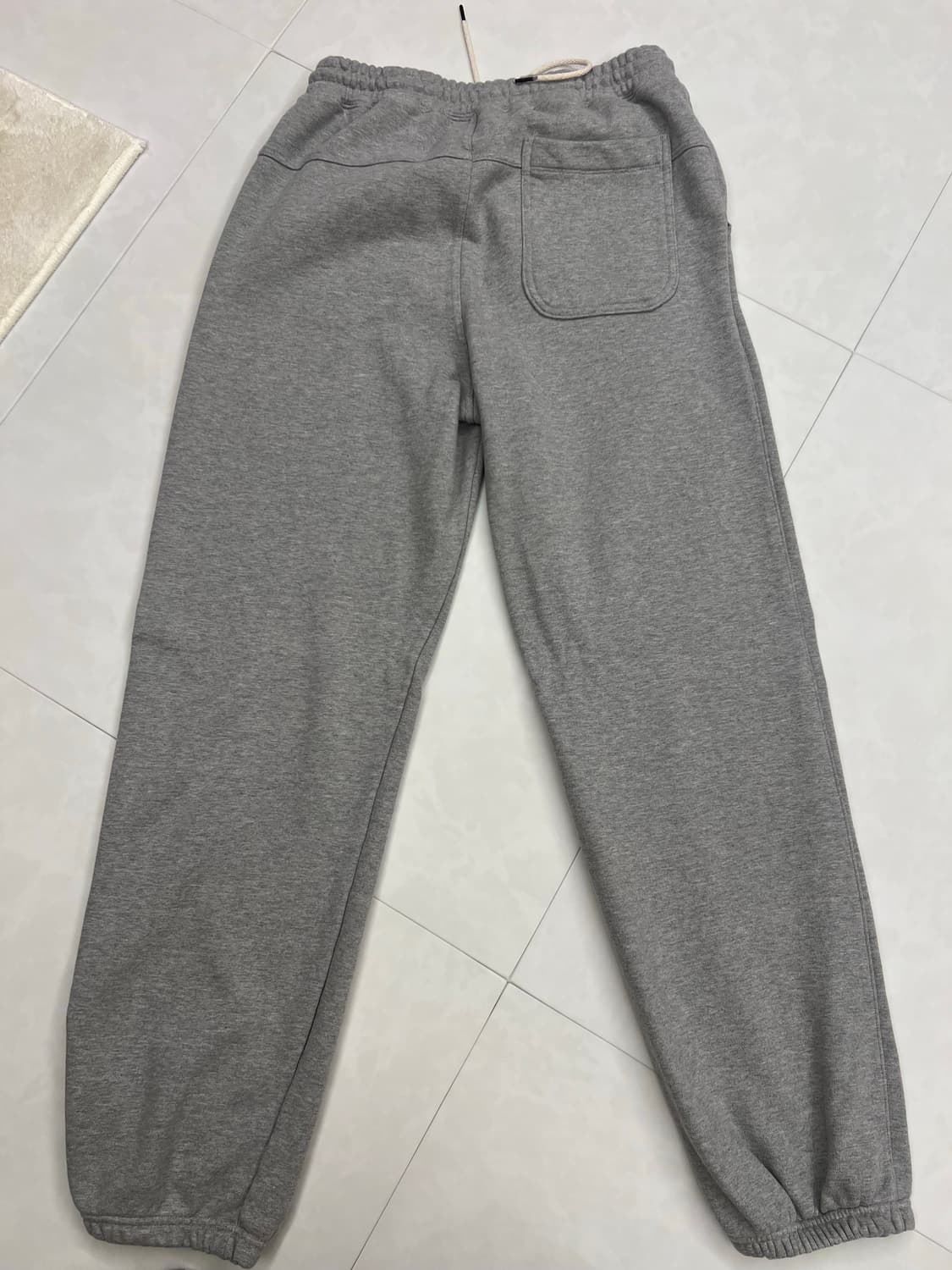 러프사이드 스웻팬츠 그레이 2사이즈 판매합니다(새상품) 상품이미지3