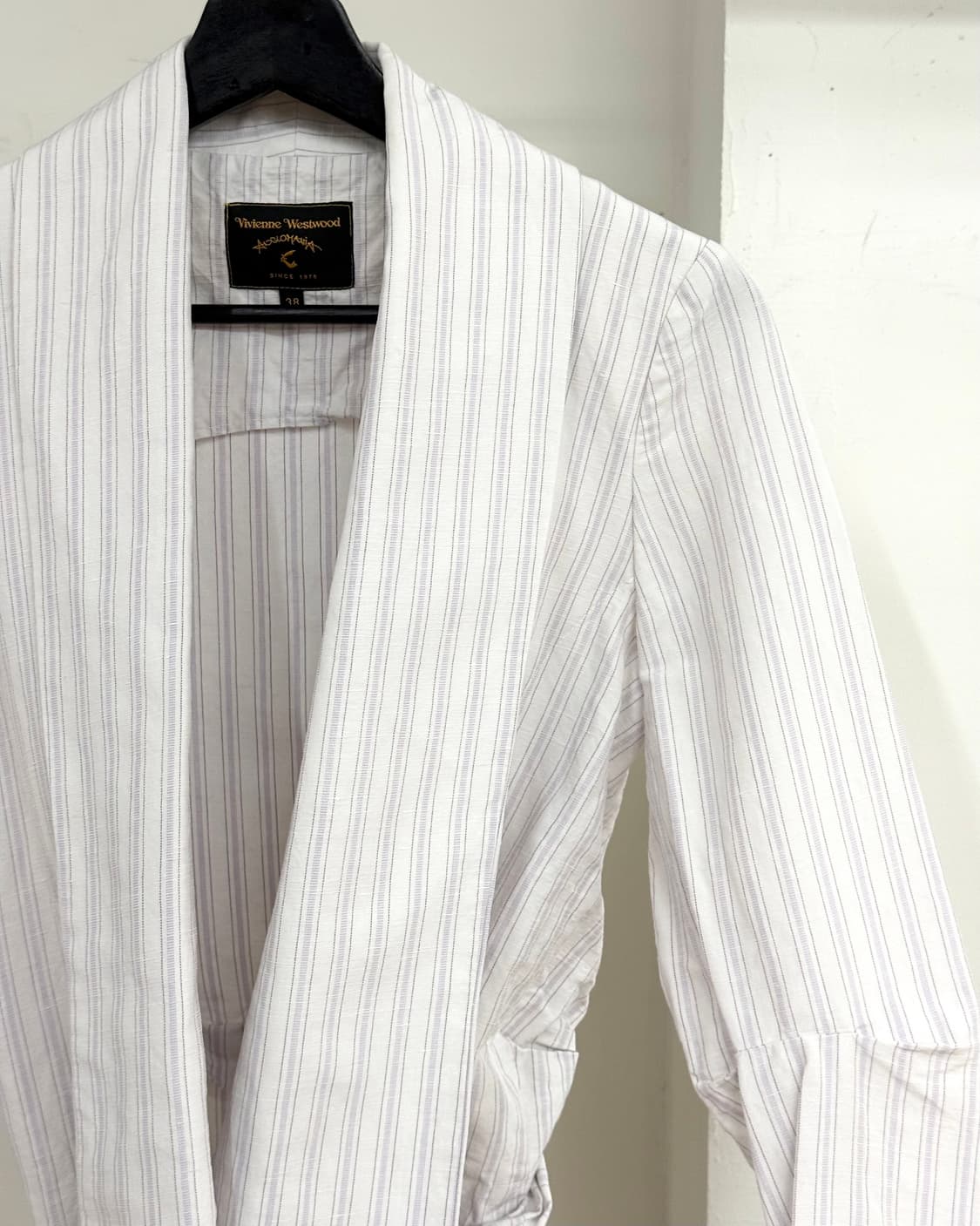 비비안 웨스트우드 핑크 핀스트립드 버튼 블레이저 상품이미지4