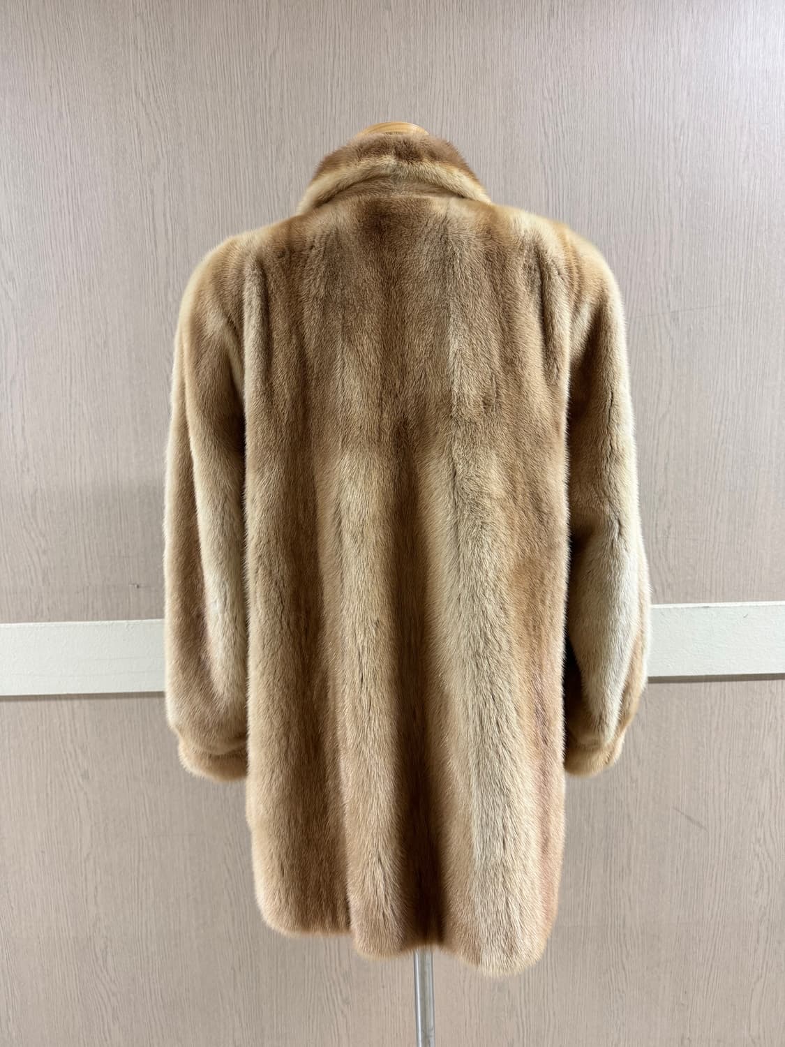 근화모피 투톤 밍크코트 상품이미지2